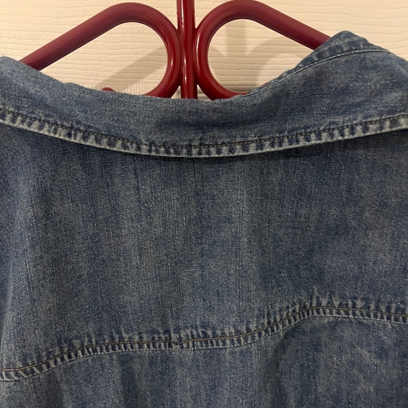 GUESS JEANS BUTTON DOWN SHIRT - Picture 7 of 8